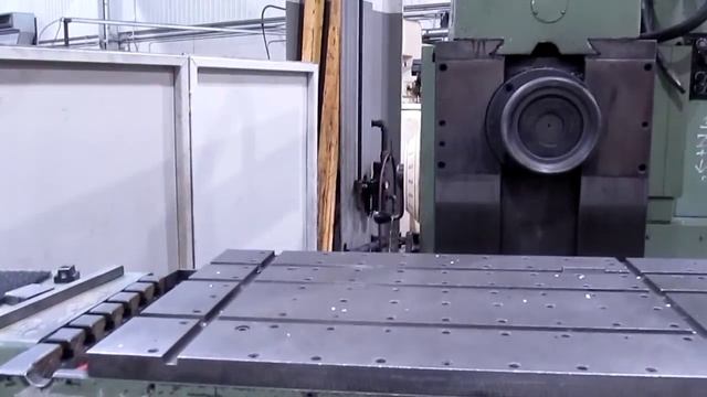 MVI 4020 Heckert Horizontal Milling Machine FU 400 E смотреть онлайн
