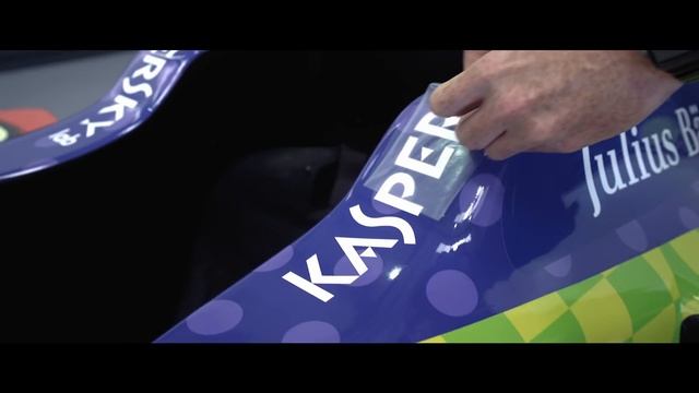 D*Face Art Car and Helmets | Formula E смотреть онлайн