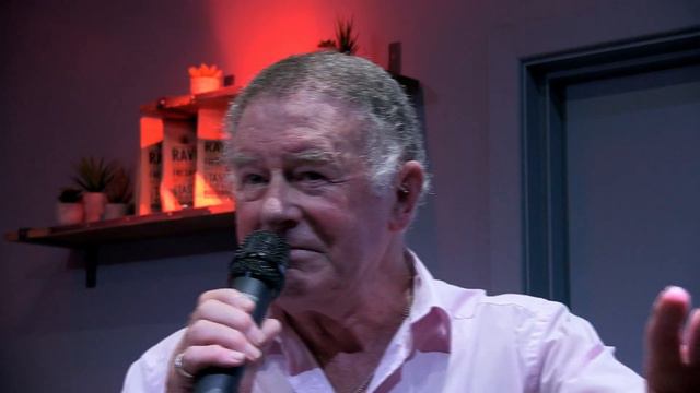 Bill Bennett смотреть онлайн