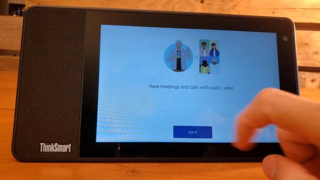Lenovo ThinkSmart View - Product Overview & Microsoft Teams Demo смотреть онлайн
