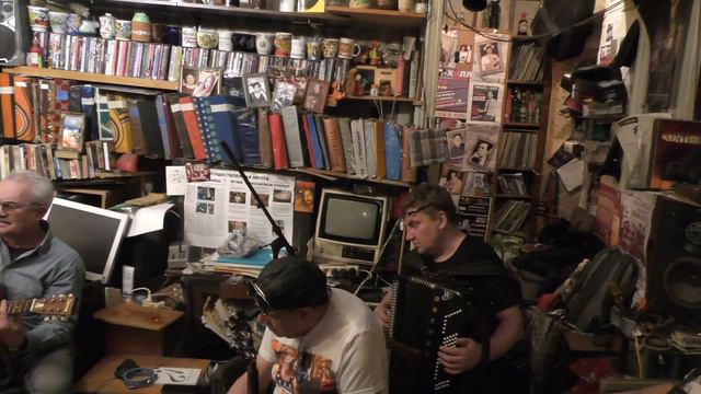 А я гулял по кабакам - Валерий фон Эргардт. Старый Новый год у Фукса. Видео - Александр Травин смотреть онлайн