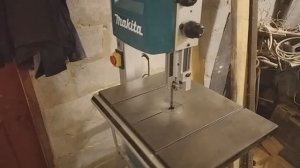 ленточная пила Makita LB 1200 F