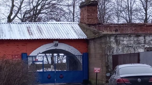 Акведучная стена, чугунная мостовая и гараж для дирижаблей в Кронштадте. Исследуем, осень 2020 смотреть онлайн