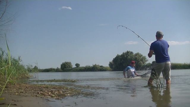 Удачная рыбалка в Астрахани смотреть онлайн