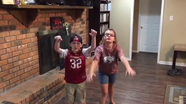 ? CALL THE HOGS ? WOO PIG SOOIE! RAZORBACKS! смотреть онлайн