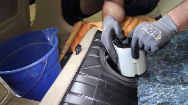 Как Установить Топливный насос в BMW E46 E90 смотреть онлайн