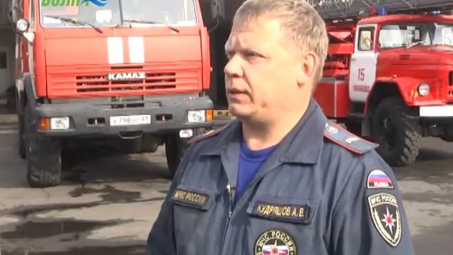 Конаковского пожарного с почетом проводили на пенсию его коллеги смотреть онлайн