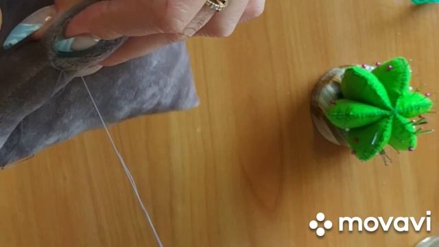 Как сшить мягкую подставку для телефона своими руками.Идея для подарка за копейки? смотреть онлайн