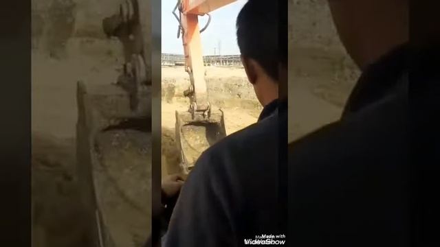 Экскаватор HITACHI 240 как он работает АСЫЛХАН КУРМАНАЛИН