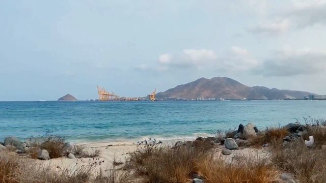 HEART BEACH-KHORFAKKAN-SHARJAH-UAE-HIDDEN PLACES IN UAE - PLACES TO VISIT IN UAE | ROUGH ROADS