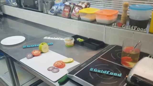 ПП Бургет с Говядиной от компании Gold Food. смотреть онлайн