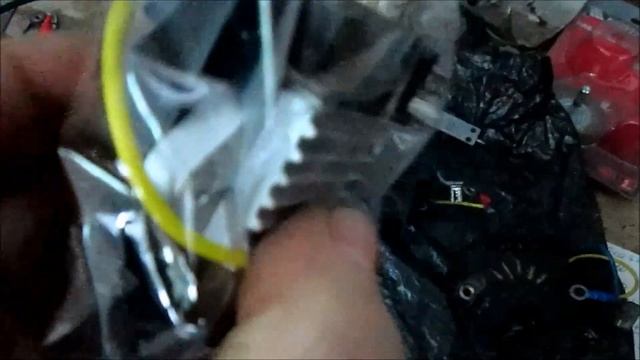 Непонятная неисправность генератора Valeo - заряд идёт, а лампа акб горит !