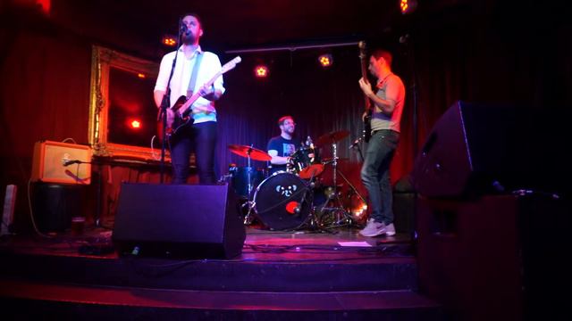 Hound Dog - Men of Mayhem live @ Zigfrid Von Underbelly, Hoxton. смотреть онлайн