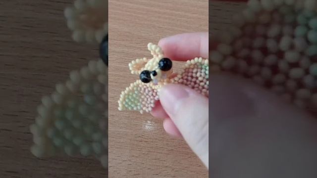 Летучая мышка из бисера! #амигуруми смотреть онлайн