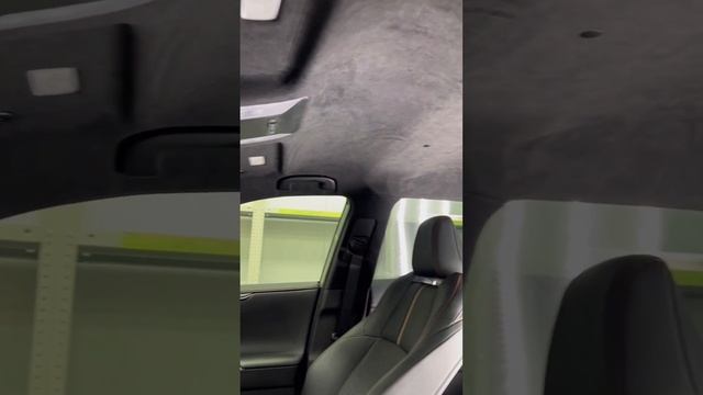 Toyota RAV 4 Перетяжка потолка смотреть онлайн