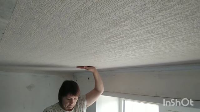 Как поклеить обои на потолок. смотреть онлайн