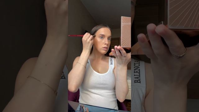 Обзор палетки от Charlotte Tilbury смотреть онлайн