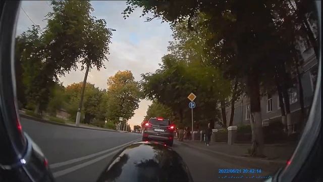 Город Владимир с передней камеры Harley Davidson | МотоХроники смотреть онлайн