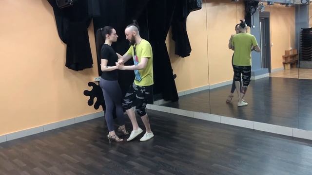 Kizomba Level Up Королевская двойная подбивка смотреть онлайн