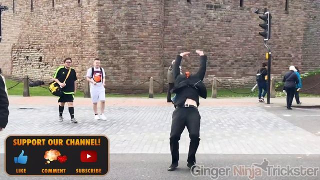 INSANE FLIPS IN PUBLIC! BACKFLIP! REACTIONS! ? | SUIT EDITION | FLIPS & KICKS смотреть онлайн