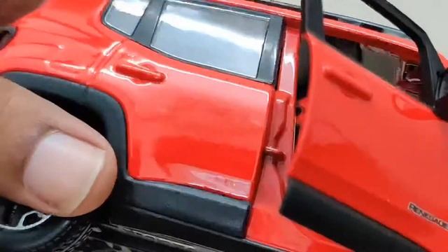 Jeep Renegade - Maisto - scale model car 1:24 ratio from amazon смотреть онлайн