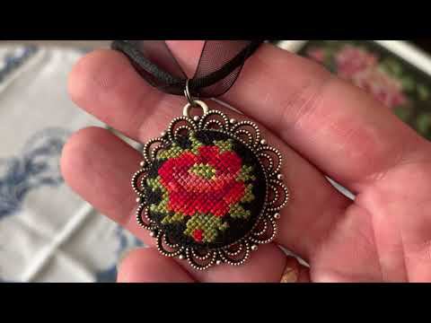 В гостях у вышивальщицы /Вышивка крестом смотреть онлайн