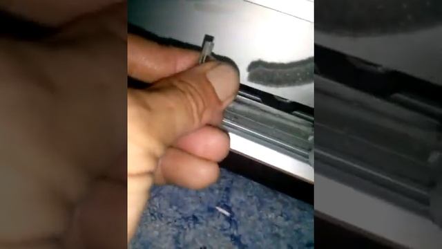 Как отрегулировать дверь шкафа купе,,,,,убираем перекос,,, смотреть онлайн