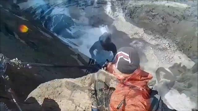 Камчатка,Вулкан Мутновский, вулкан Горелый, водопад Опасный, Дачные горячие источники смотреть онлайн