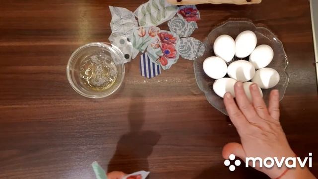#ПАСХАЛЬНЫЕ ЯЙЦА#декорация яиц салфетками # в гостях у бабули # ? смотреть онлайн