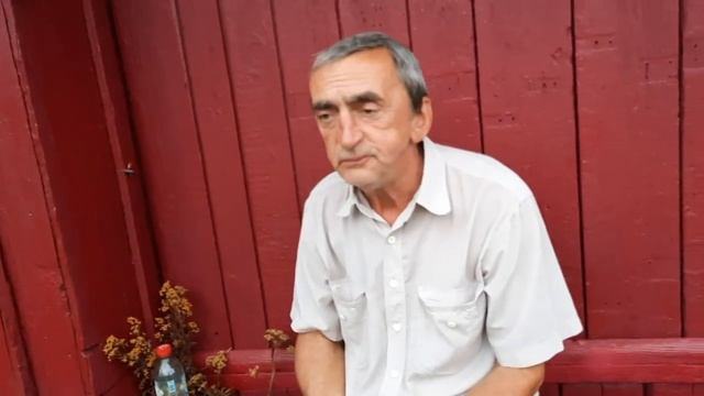ОБРАБОТАЛИ РОЗЫ.НАШЛИ ЯДОВИТОГО ПАУКА В РОЗАХ. смотреть онлайн