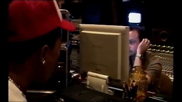 Chad Hugo loves gadgets смотреть онлайн