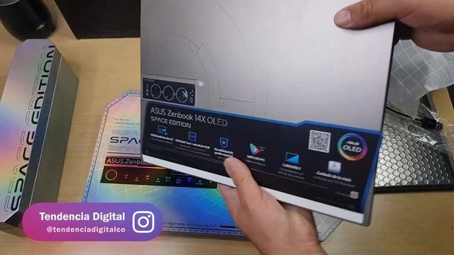 Asus Zenbook 14X Oled Space Edition | Unboxing en español | Así llega la laptop a Colombia смотреть онлайн
