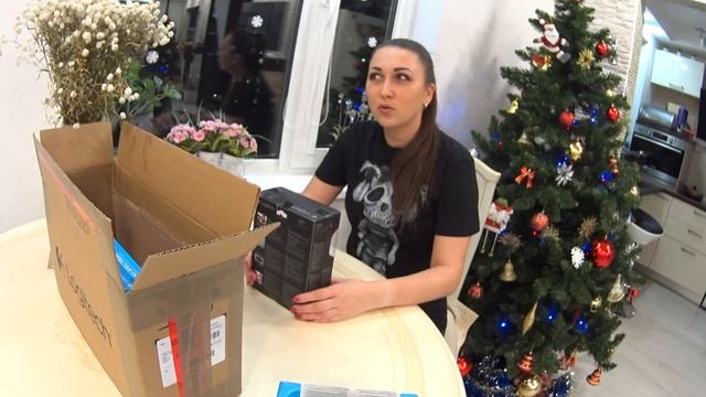 Распаковка подарка на НГ (девайсы) от Kuznec9286/JulLee/ смотреть онлайн