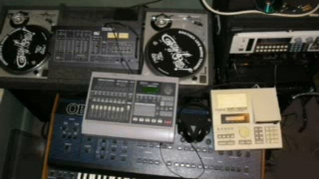 Electro Demonstration, Vintage Music Equipment OB-8, 808, EMS Vocoder смотреть онлайн