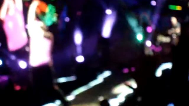 Coldplay estádio do dragão - every teardrop is a waterfall смотреть онлайн