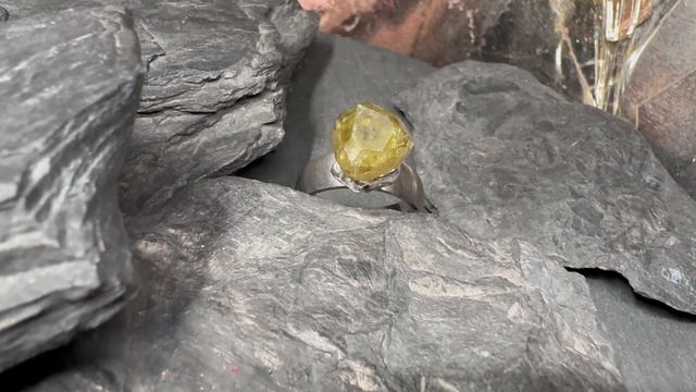 Кольцо с демантойдом смотреть онлайн