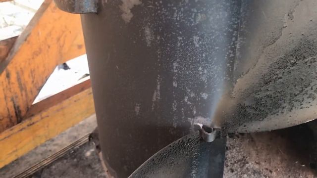 Сколько сажи скапливается в трубе буржуйки за два сезона? смотреть онлайн