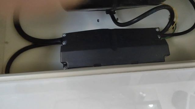 Смена (установка) фильтров на вытяжку Lex Mika GS 600 Ivory смотреть онлайн