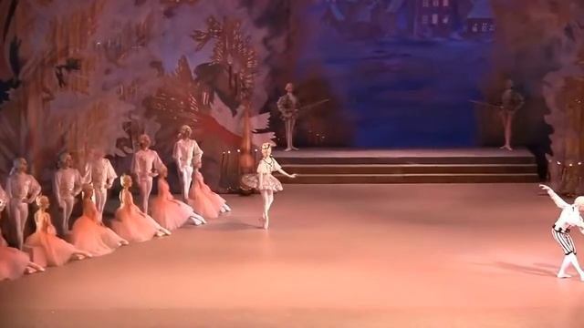 Vaganova Ballet Academy’s Nutcracker Pas De Trois смотреть онлайн