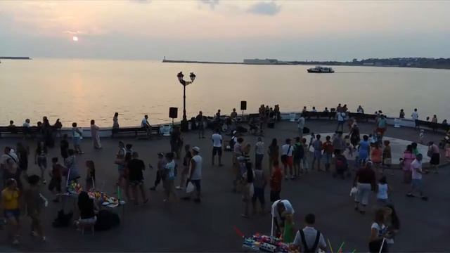 Крым. Севастополь, закат, группа "Рояль в кустах". смотреть онлайн