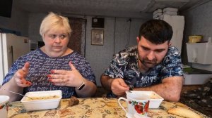 МУКБАНГ Просто и вкусно, поговорили и поели.