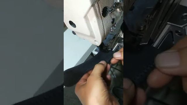 Small mouth big shuttle thick material overlock industrial sewing machine 6800 смотреть онлайн