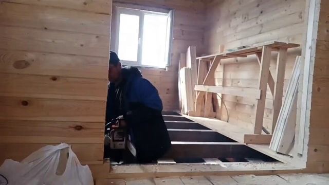 Дом из бруса. Очередной дверной проём. Крепление мауерлата в котельной из газоблока без армопояса. смотреть онлайн