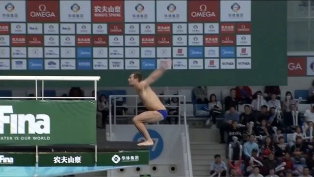 Приходи в ДВВС "Руза" 31 января в 18:00 | Мировые прыжки в воду смотреть онлайн