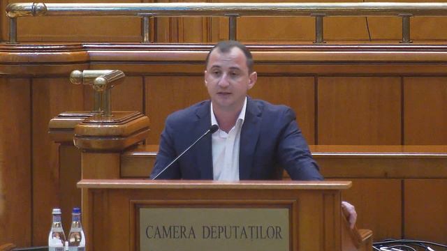 Alfred Simonis: ”Vlad Voiculescu - DEMISIA” смотреть онлайн