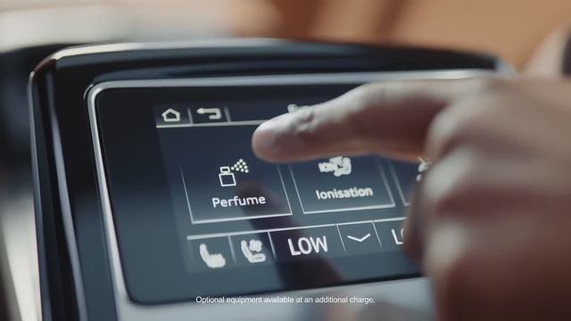 Space to discover | the Audi A8 смотреть онлайн