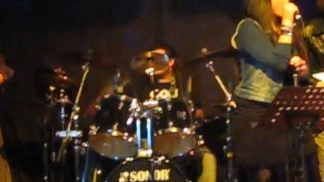 Perfect Strangers - Trooper Live in Xanthi смотреть онлайн