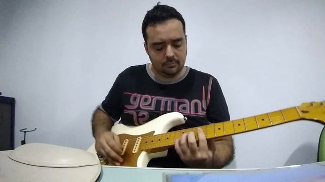 Squier Classic Vibe 50's + Malagoli hh777 (bridge)+ Zoom MS-50g + Yamaha mg10xu (delay) смотреть онлайн