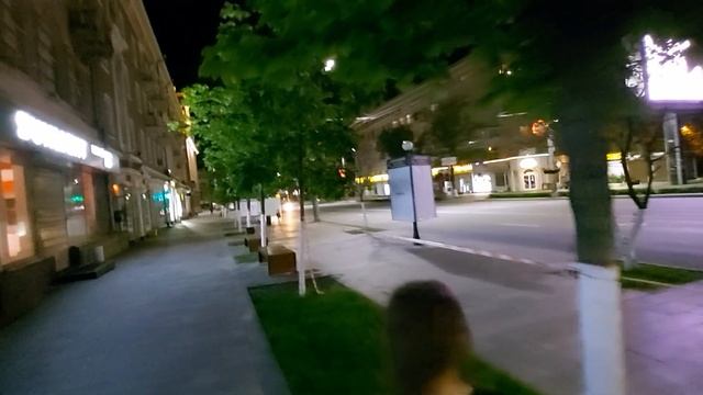 майская ночь Ростов-на-Дону красивые в ночной иллюминации улицы Большая Садовая Соборная и Семашко смотреть онлайн