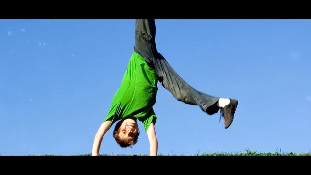 КАК СТАТЬ УМНЫМ? 10 СПОСОБОВ СТАТЬ УМНЕЕ смотреть онлайн